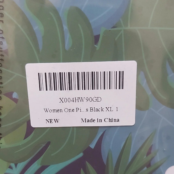 Chic Black Halter One-Piece Swimsuit - Picture 8 of 9